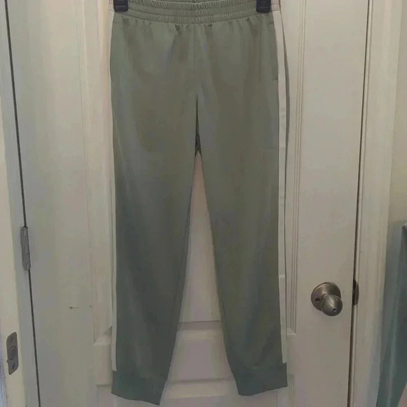 Athletic Works Girls Fleece Tracksuit 2-Piece - Picture 8 of 10